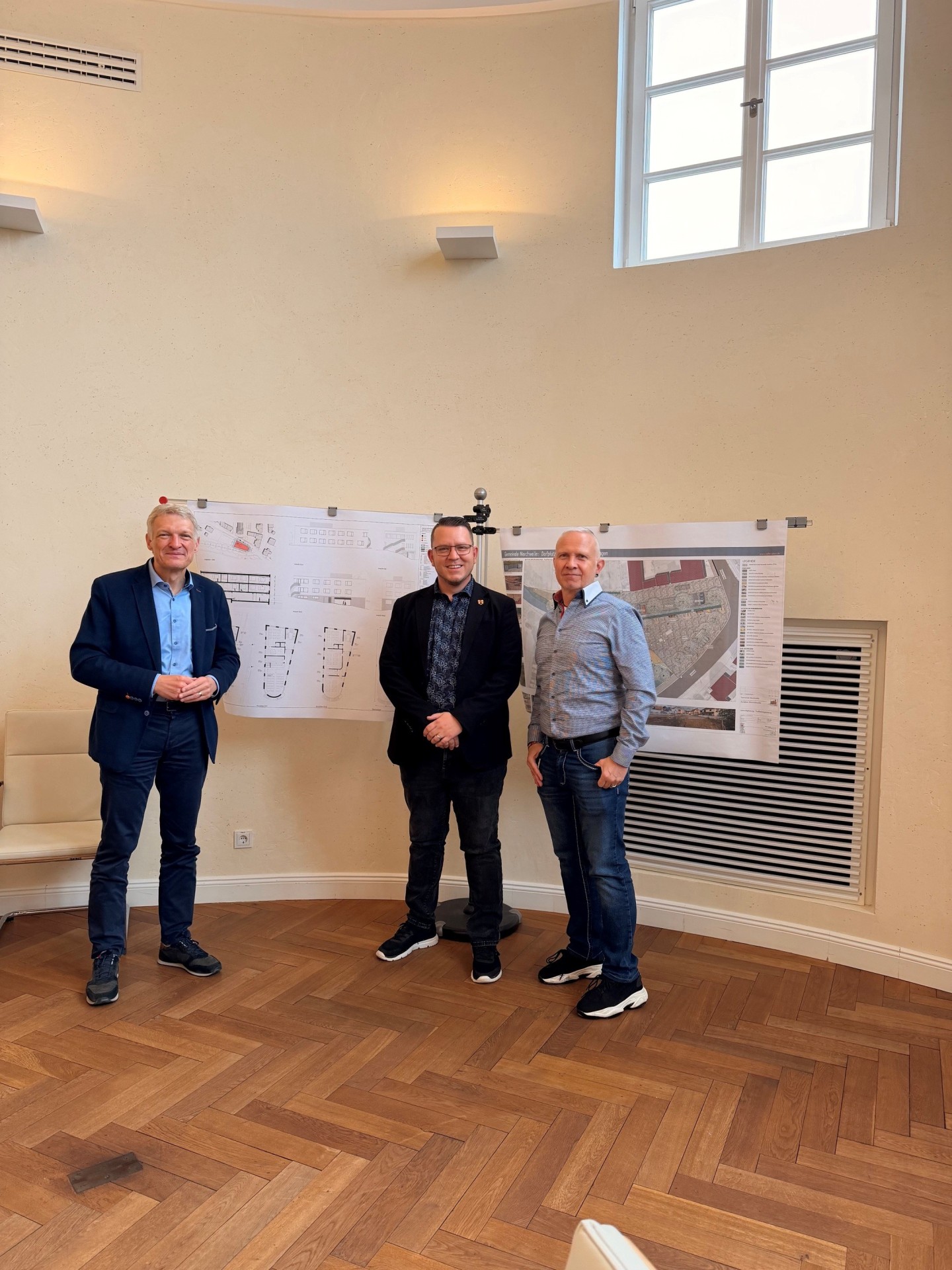 MdL Stephan Toscani, Bürgermeister Sebastian Maas und Erster Beigeordneter Dr. Michael Marx